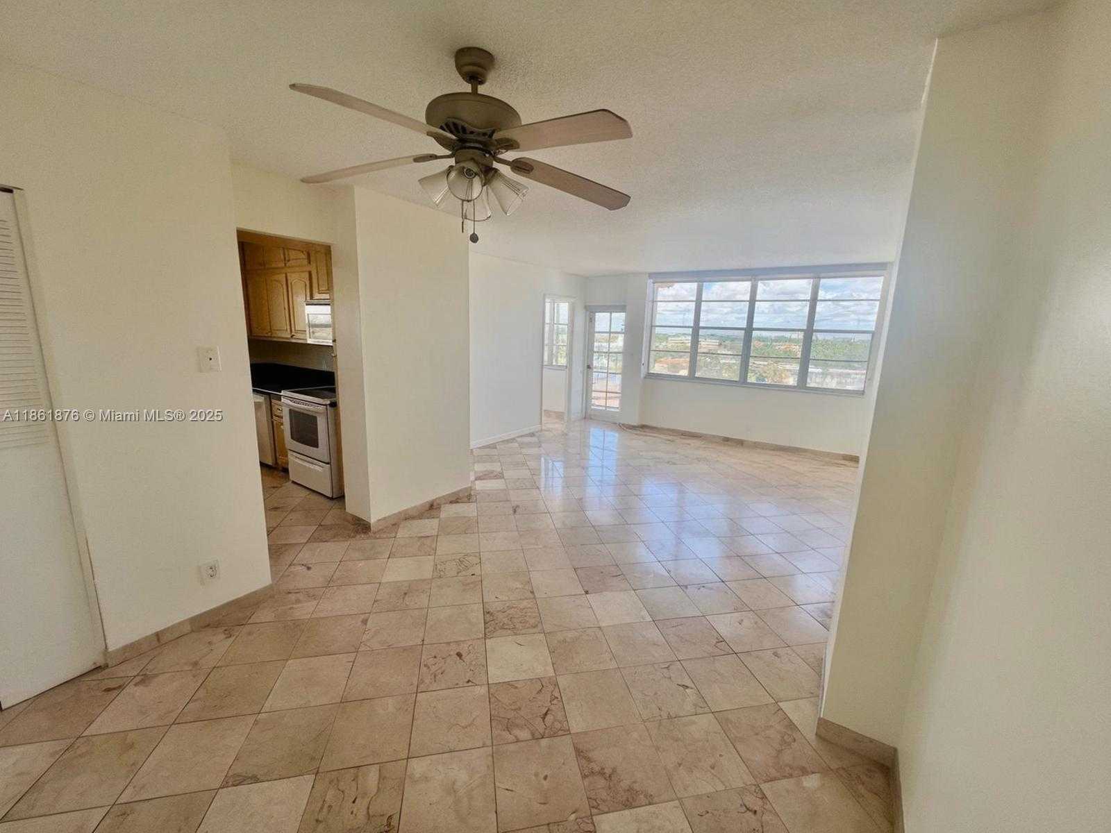 Small Image of 2025 NORTH EAST 164TH ST #716, North Miami Beach Number 4