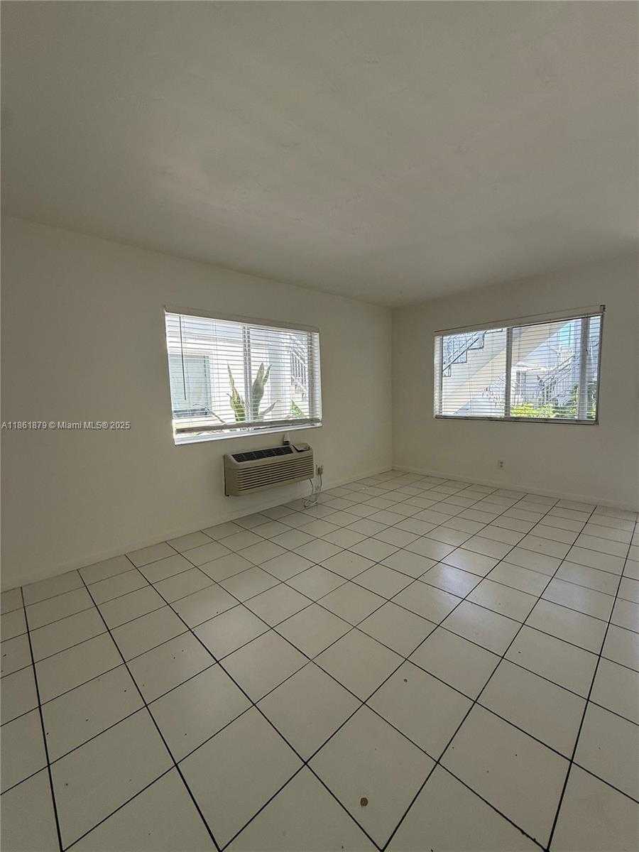 Small Image of 330 86TH ST #4, Miami Beach Number 3