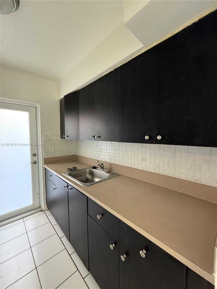 Small Image of 330 86TH ST #4, Miami Beach Number 6
