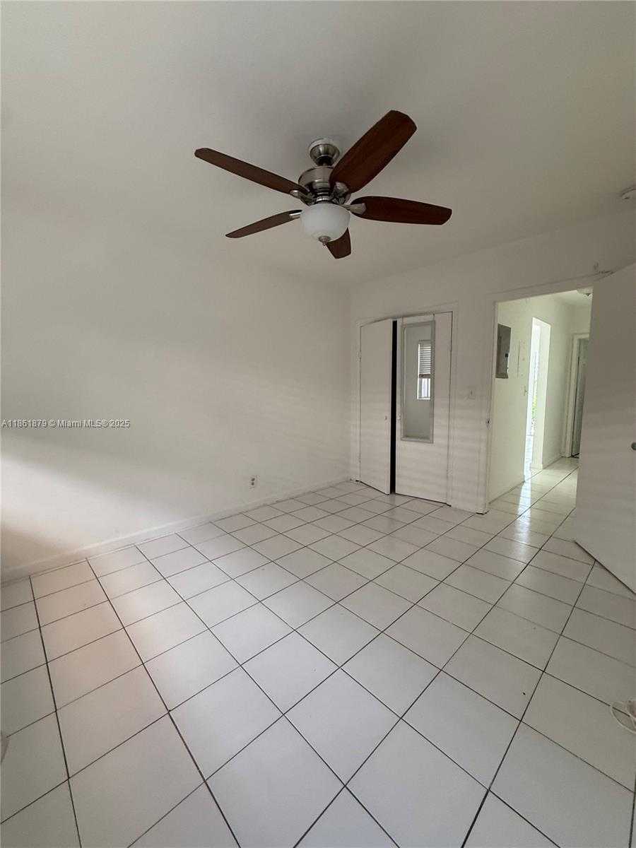 Small Image of 330 86TH ST #4, Miami Beach Number 9