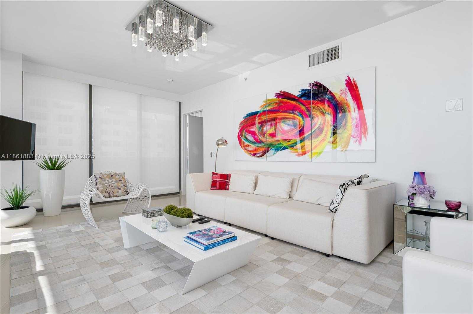 Small Image of 5875 COLLINS AVE #1202, Miami Beach Number 10