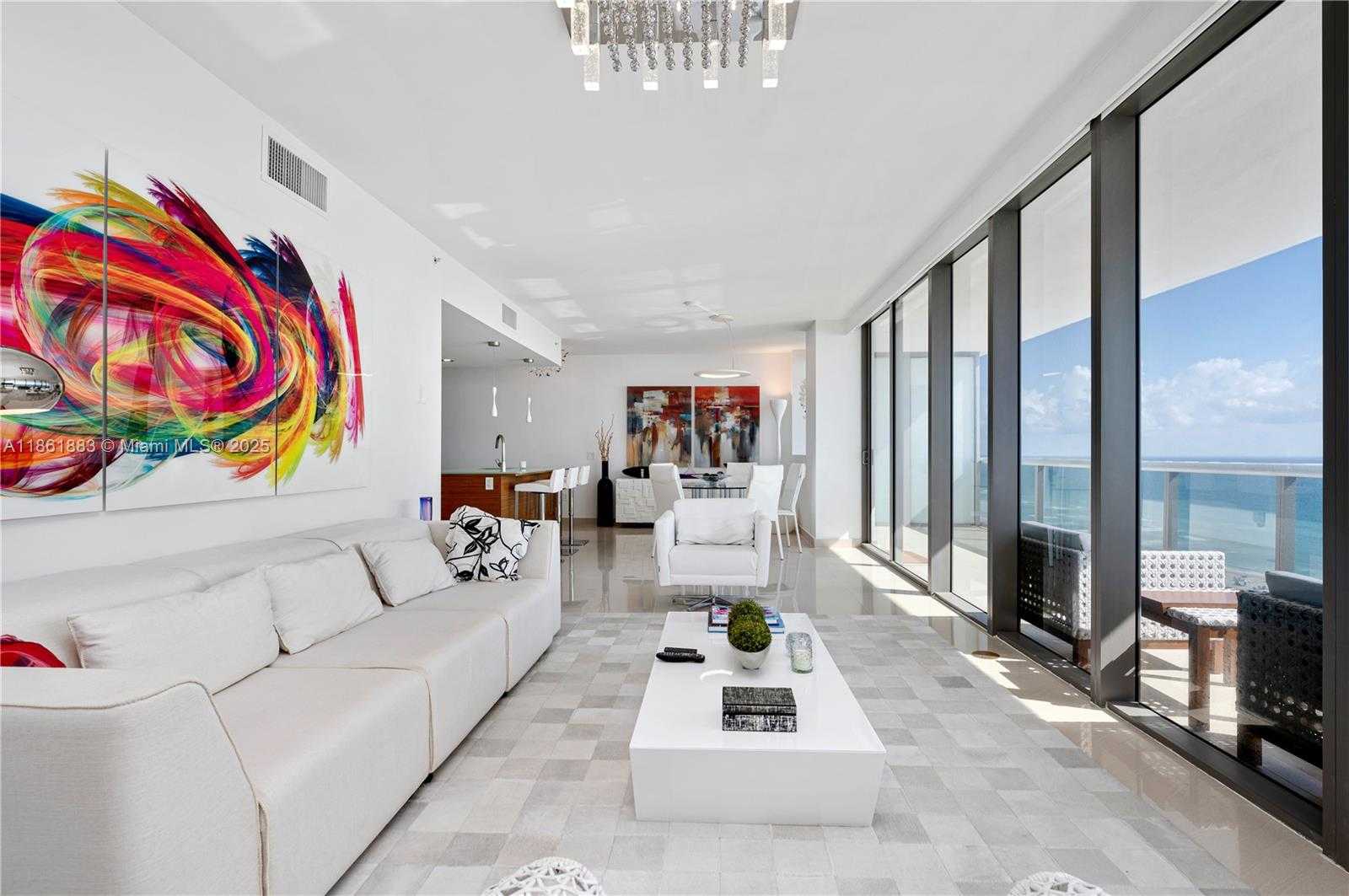 Small Image of 5875 COLLINS AVE #1202, Miami Beach Number 3