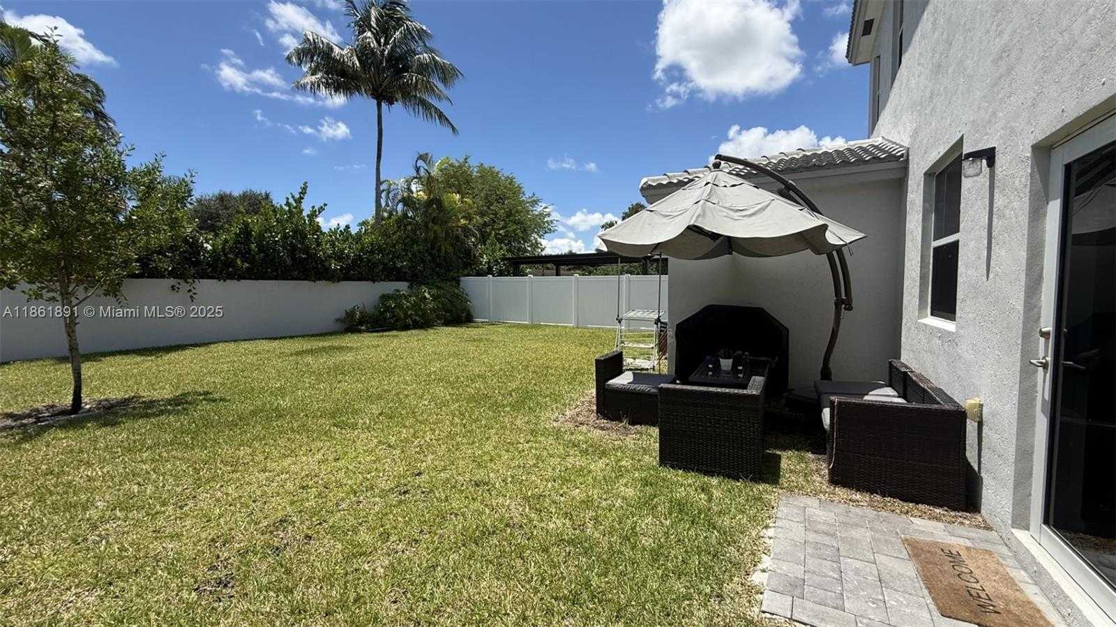 Small Image of 14808 SOUTH WEST 163RD TER #., Miami Number 39