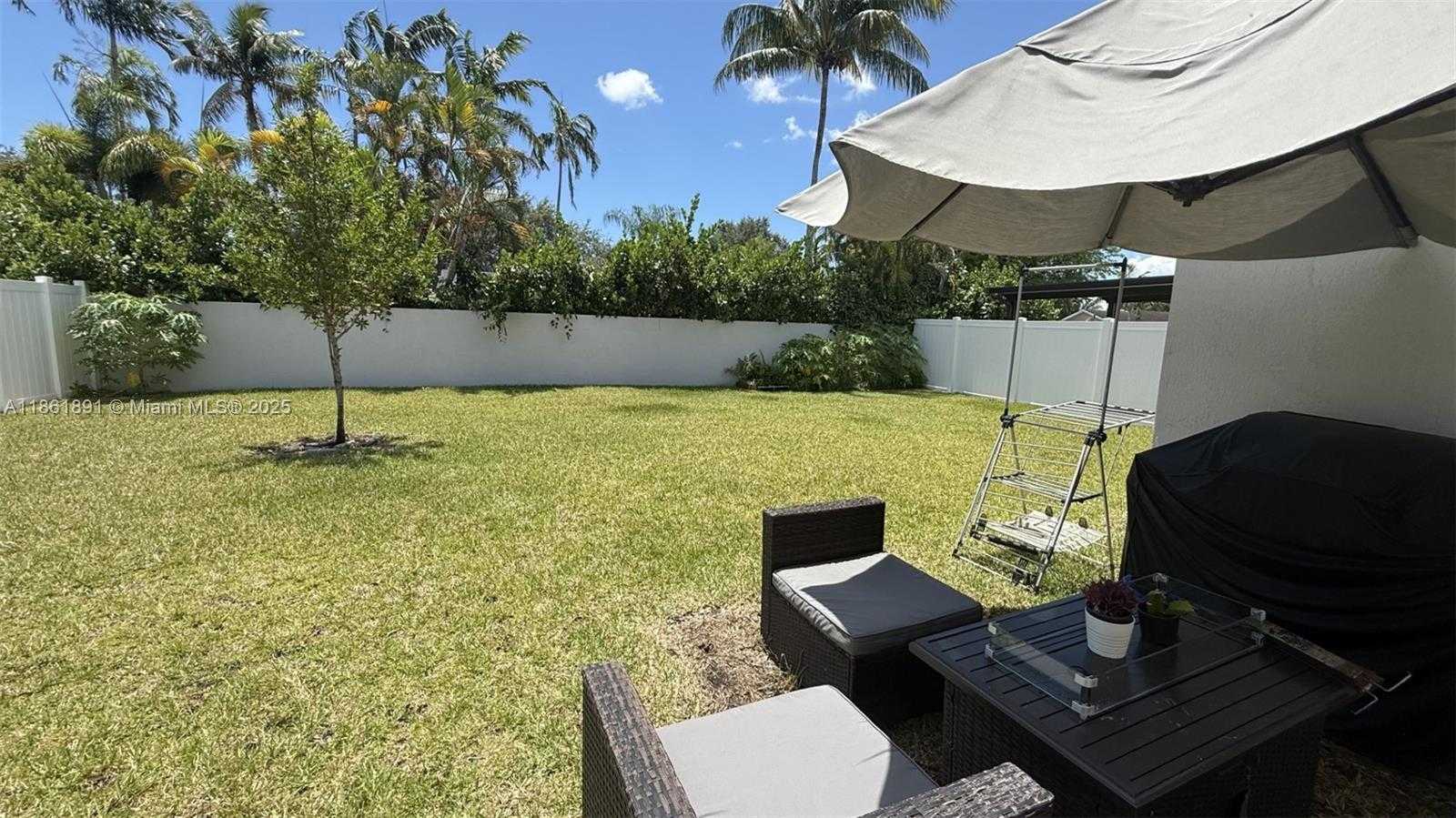 Small Image of 14808 SOUTH WEST 163RD TER #., Miami Number 40