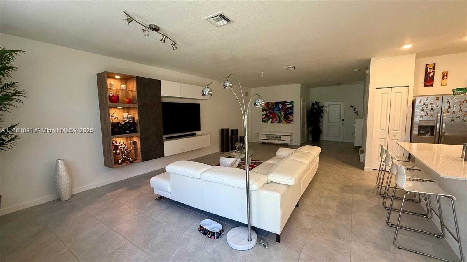 Small Image of 14808 SOUTH WEST 163RD TER #., Miami Number 8