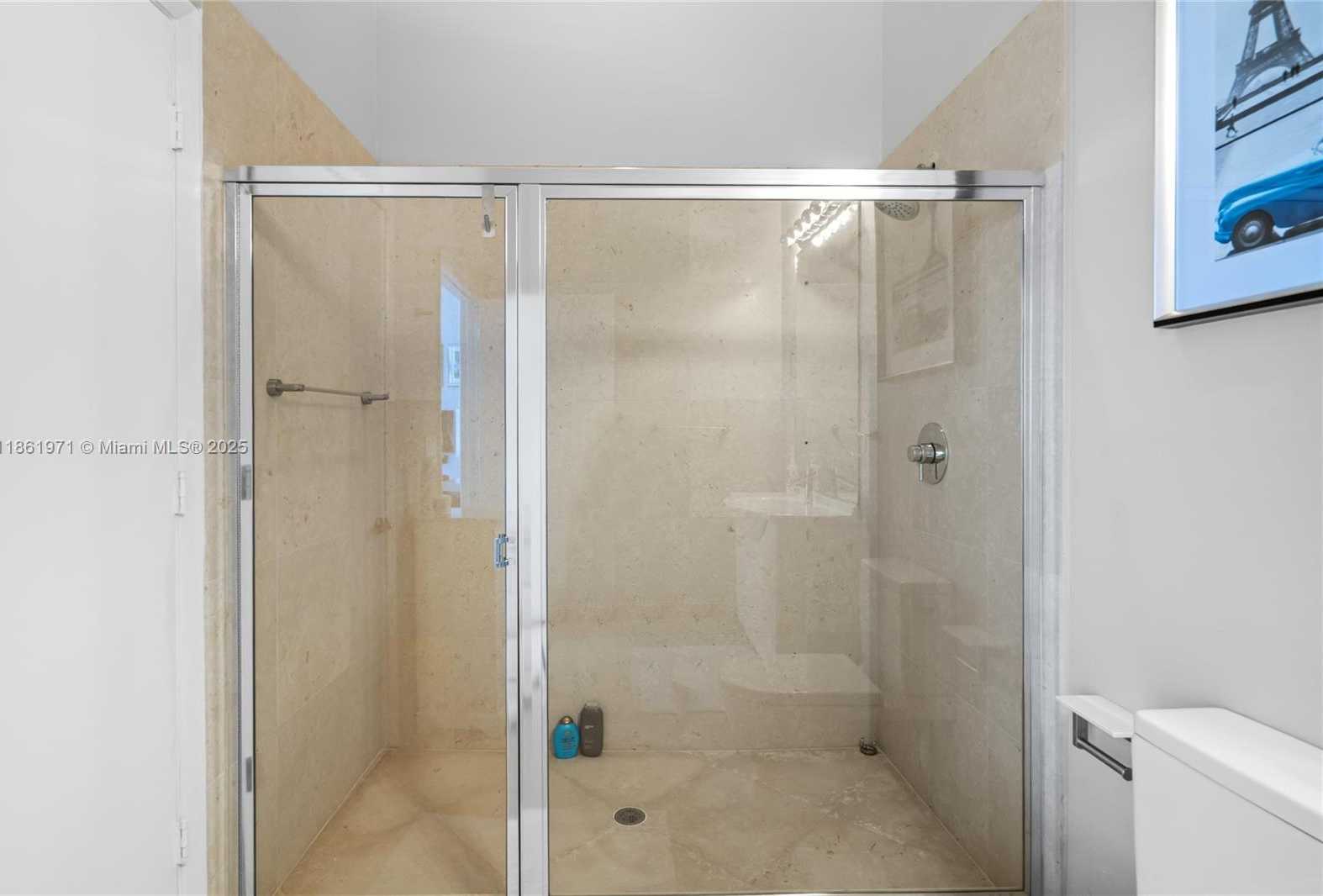 Small Image of 495 BRICKELL AVE #4104, Miami Number 22