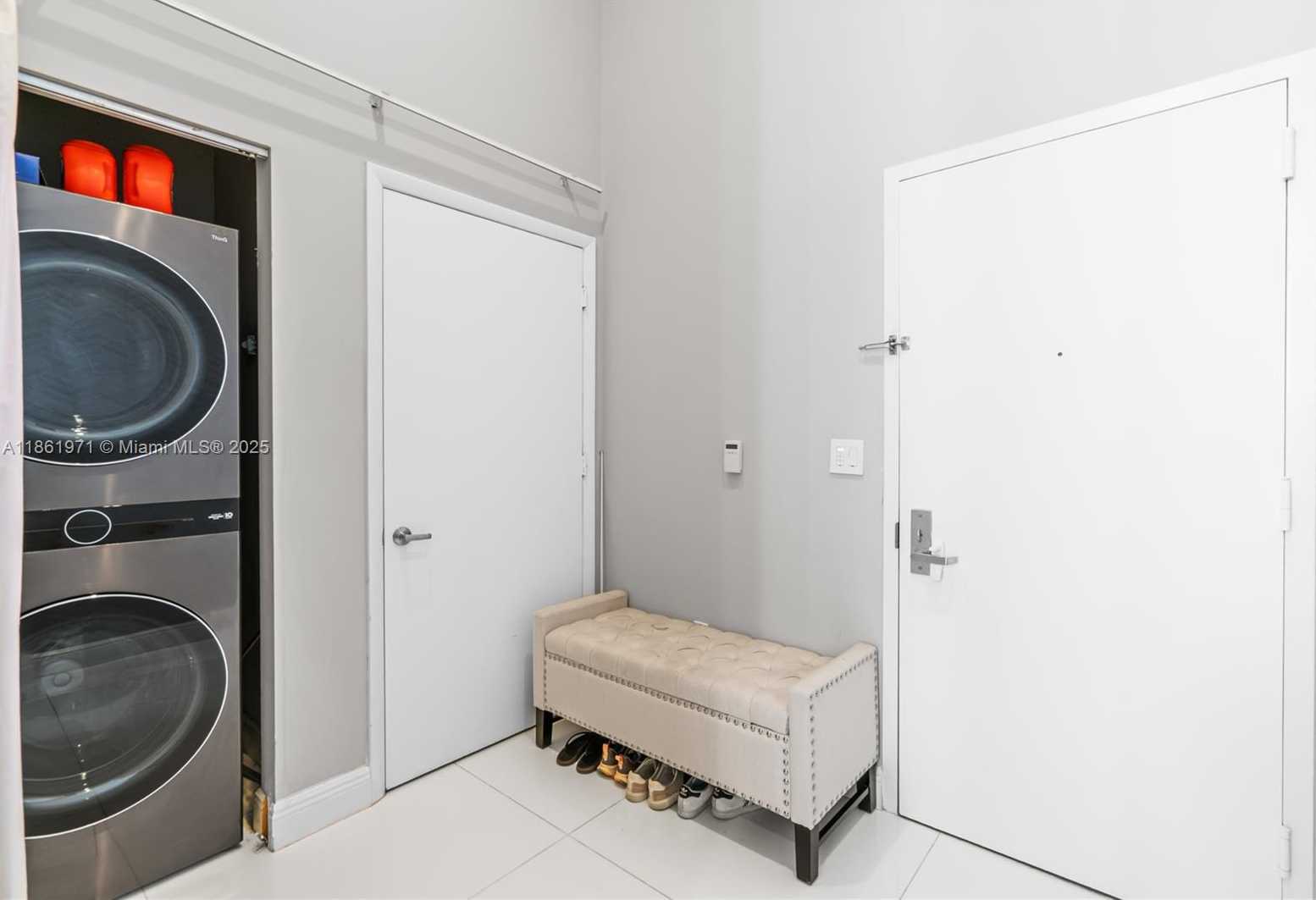 Small Image of 495 BRICKELL AVE #4104, Miami Number 23