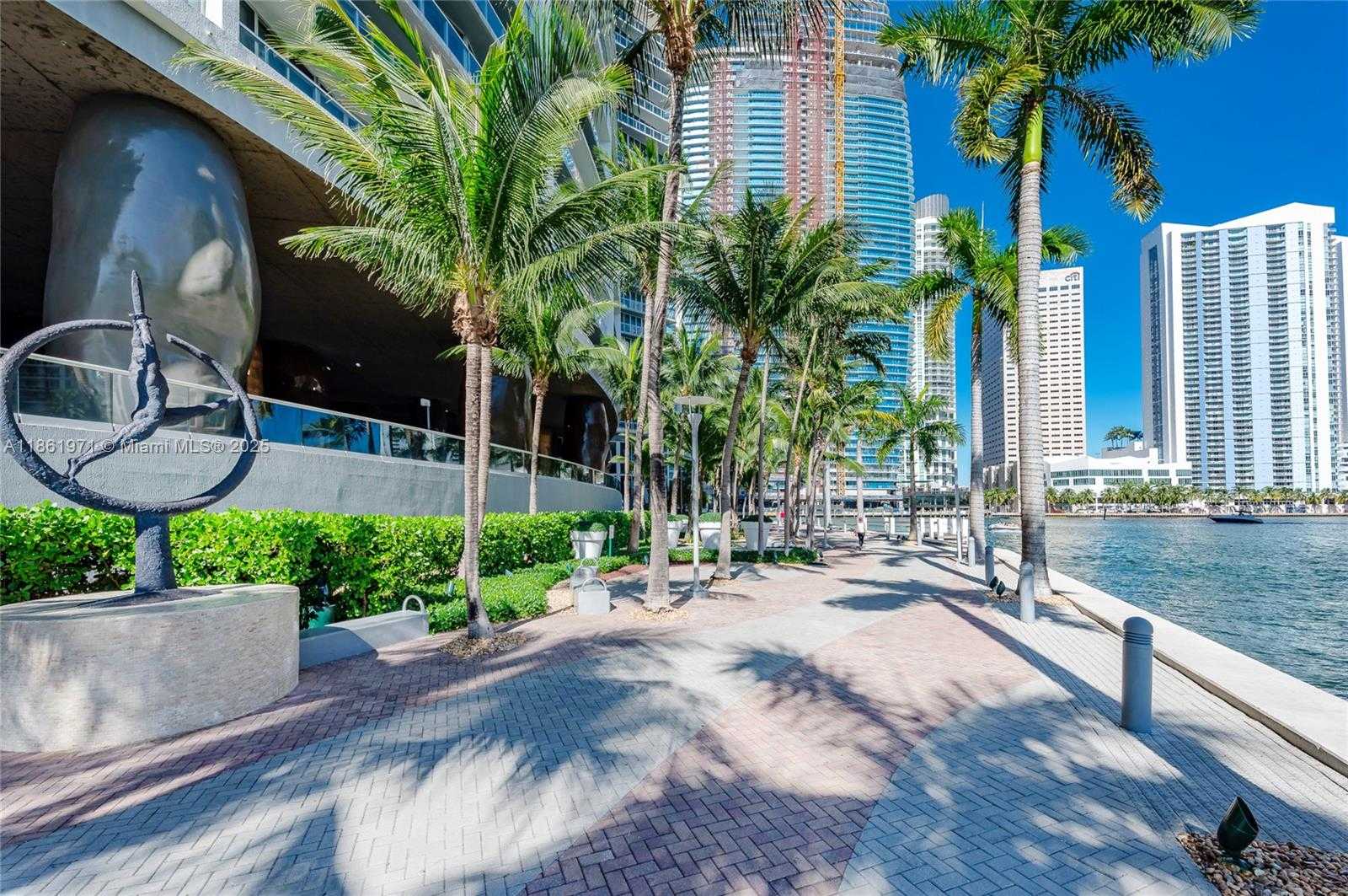 Small Image of 495 BRICKELL AVE #4104, Miami Number 29