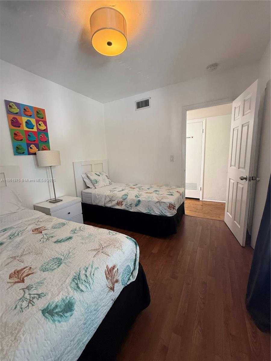 Small Image of 233 80TH ST #2, Miami Beach Number 15