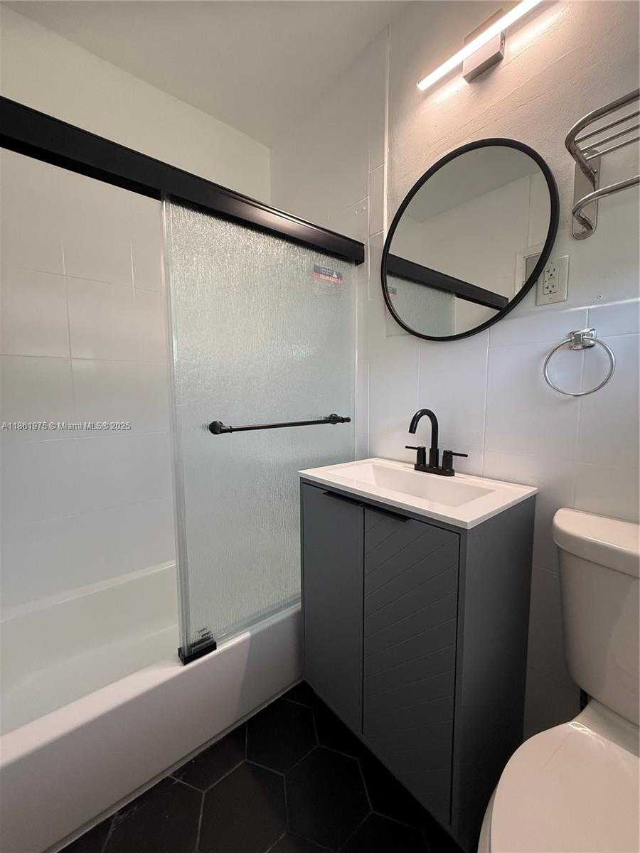 Small Image of 233 80TH ST #2, Miami Beach Number 22