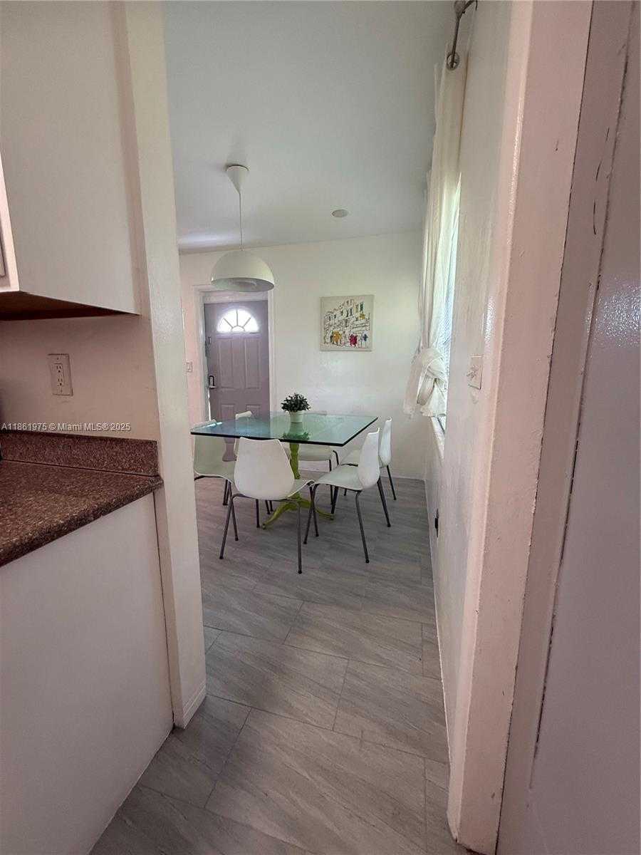 Small Image of 233 80TH ST #2, Miami Beach Number 9