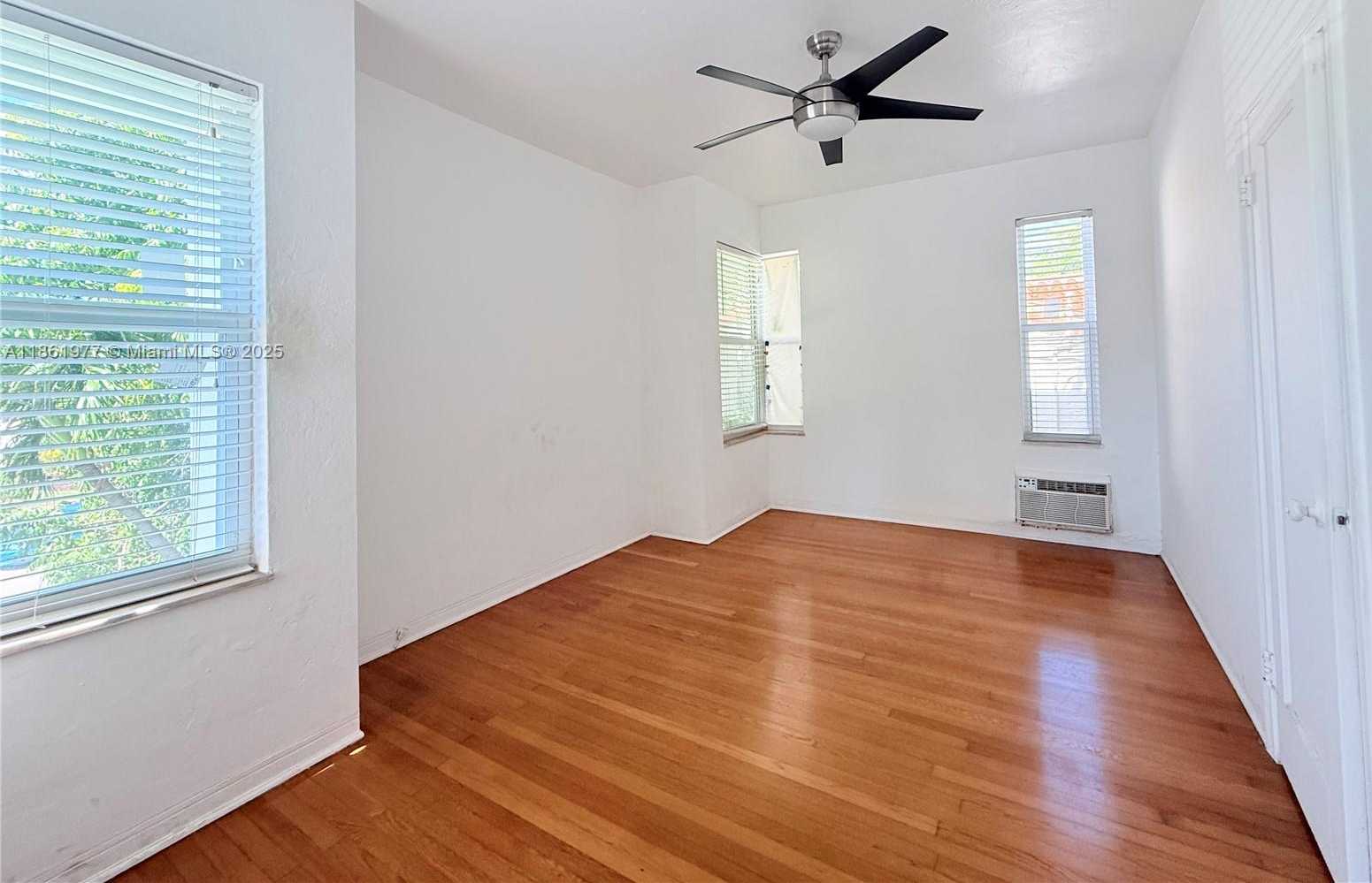 Small Image of 315 WEST 28TH ST #3, Miami Beach Number 4