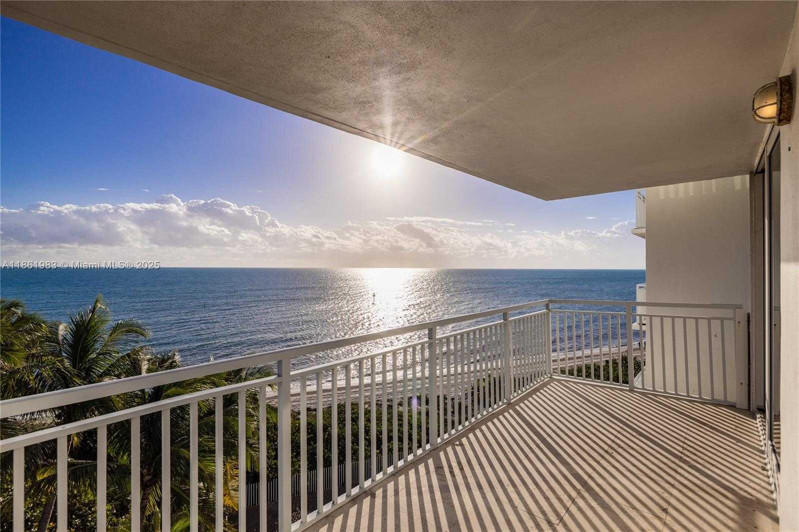 Small Image of 615 EAST OCEAN DR #6A, Key Biscayne Number 28