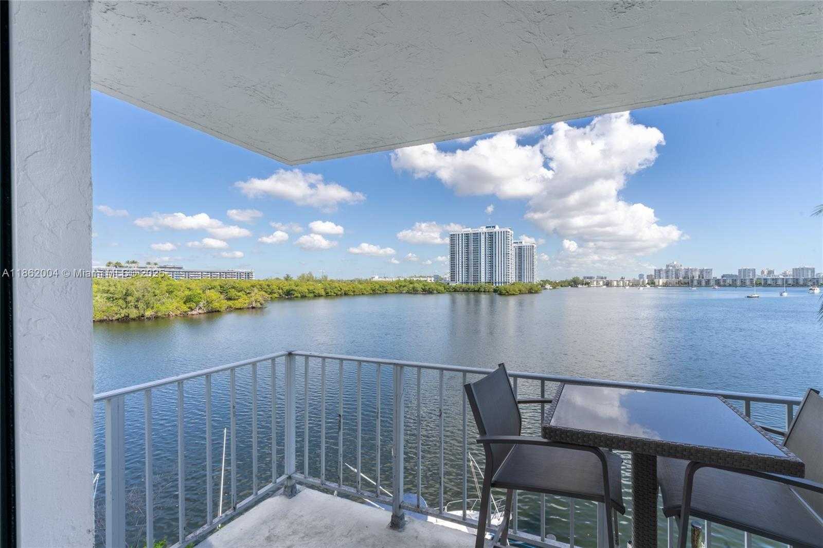 Small Image of 16546 NORTH EAST 26TH AVE #4F, North Miami Beach Number 2