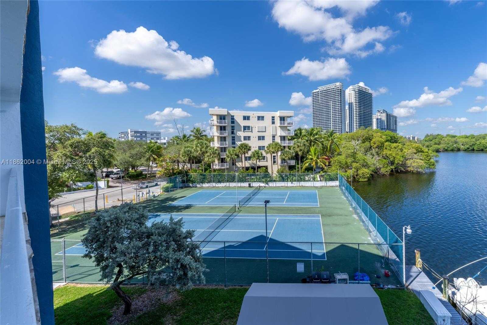 Small Image of 16546 NORTH EAST 26TH AVE #4F, North Miami Beach Number 23