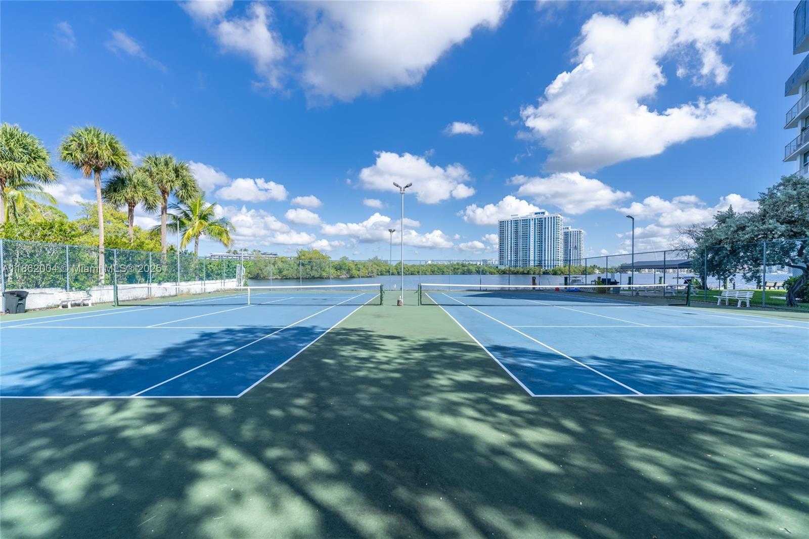 Small Image of 16546 NORTH EAST 26TH AVE #4F, North Miami Beach Number 24