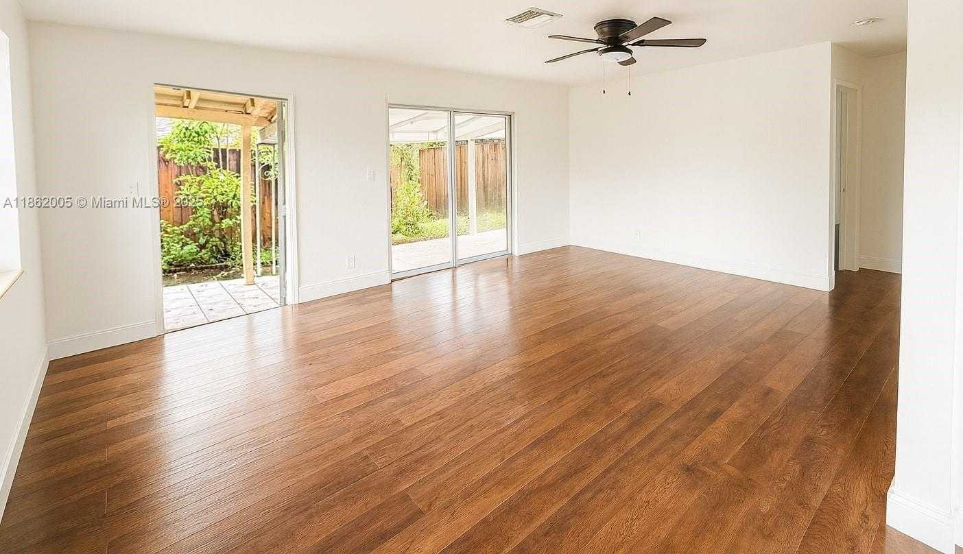 Small Image of 6270 NORTH WEST 14TH COURT, Sunrise Number 6