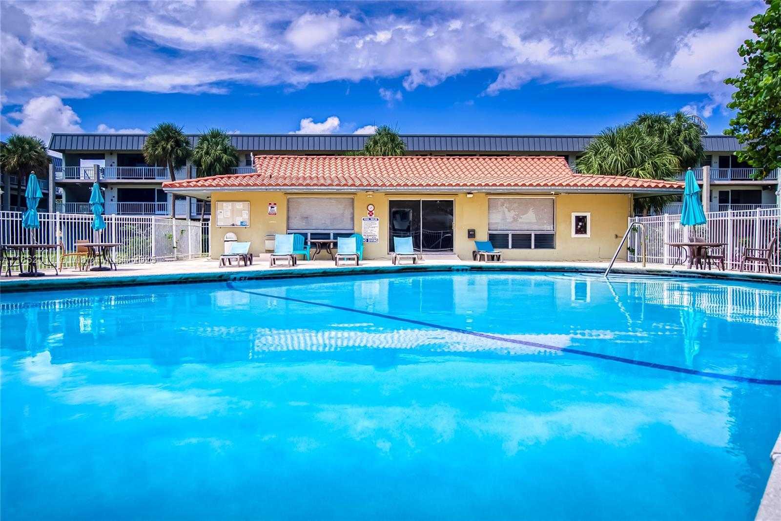 Small Image of 300 LAYNE BLVD #302, Hallandale Beach Number 30
