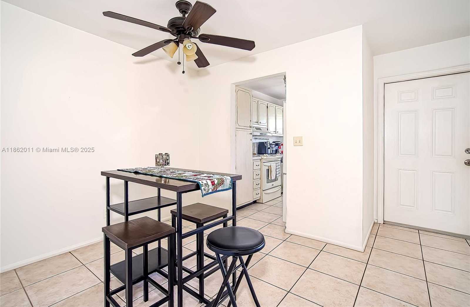 Small Image of 300 LAYNE BLVD #302, Hallandale Beach Number 6