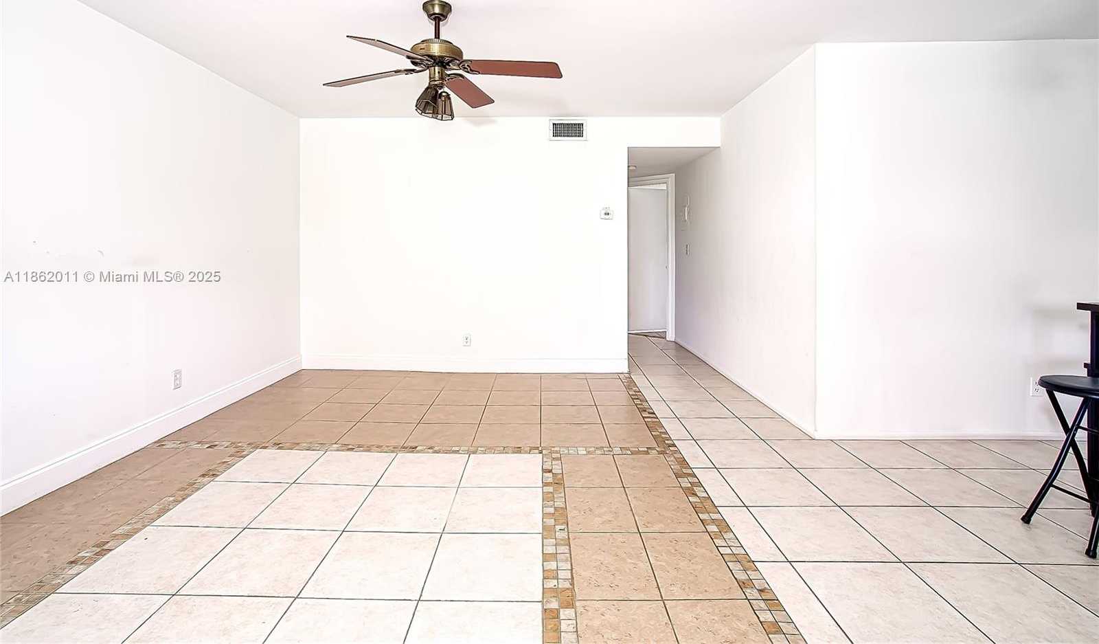Small Image of 300 LAYNE BLVD #302, Hallandale Beach Number 9