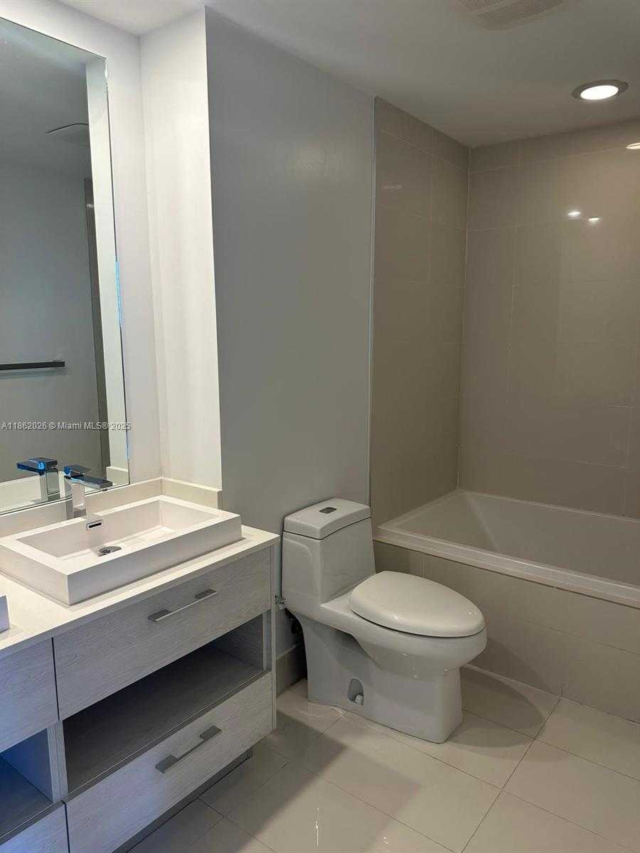 Small Image of 55 SOUTH WEST 9TH ST #2702, Miami Number 10