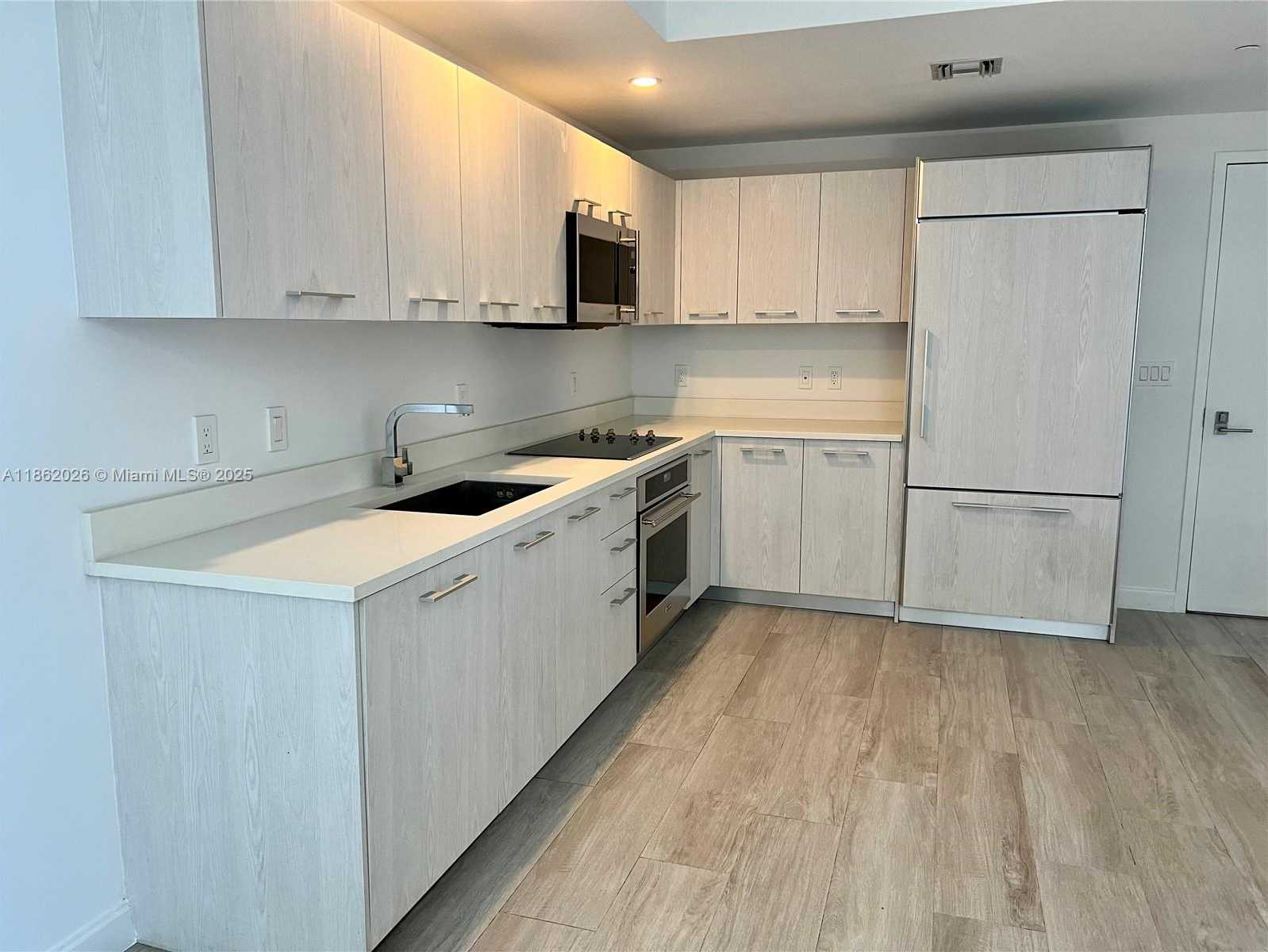 Small Image of 55 SOUTH WEST 9TH ST #2702, Miami Number 5
