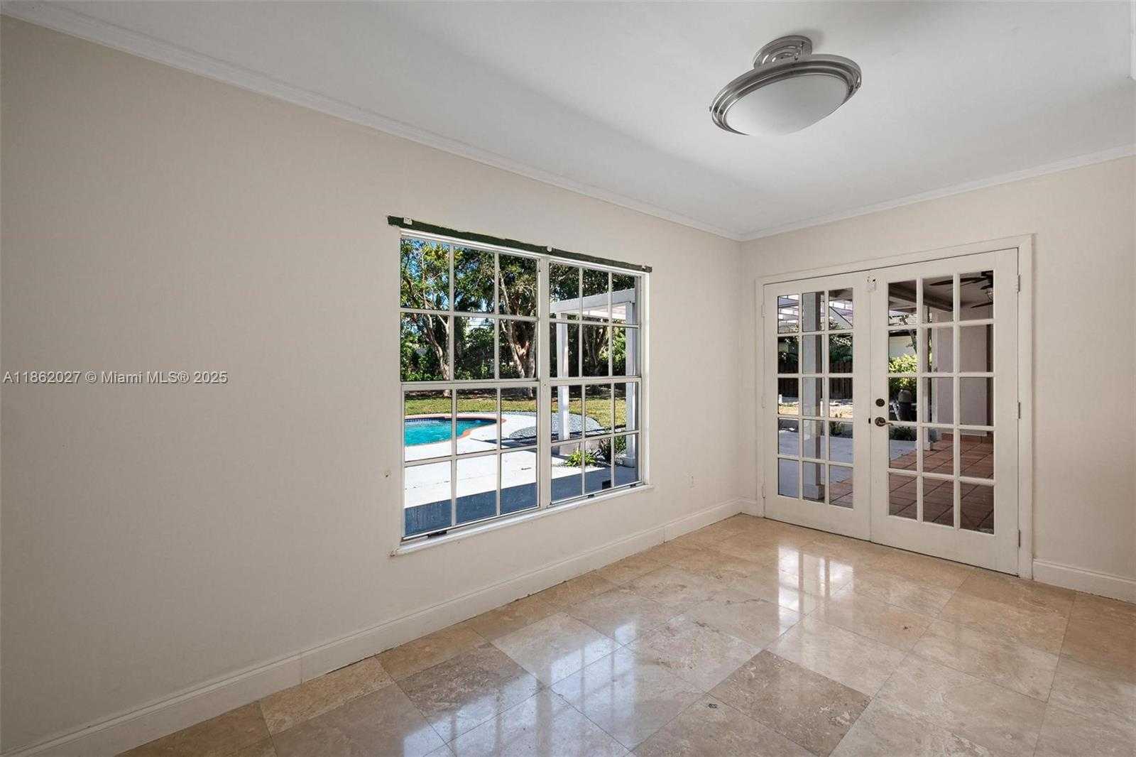 Small Image of 11301 SOUTH WEST 91ST AVE, Miami Number 14