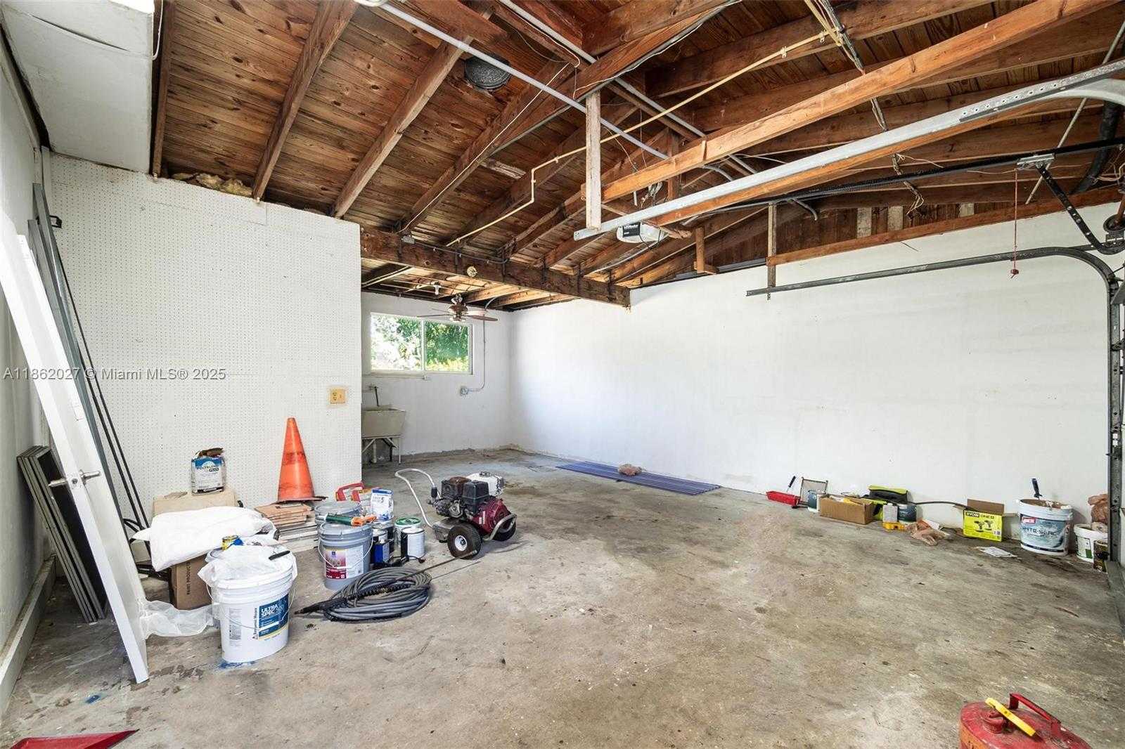 Small Image of 11301 SOUTH WEST 91ST AVE, Miami Number 50