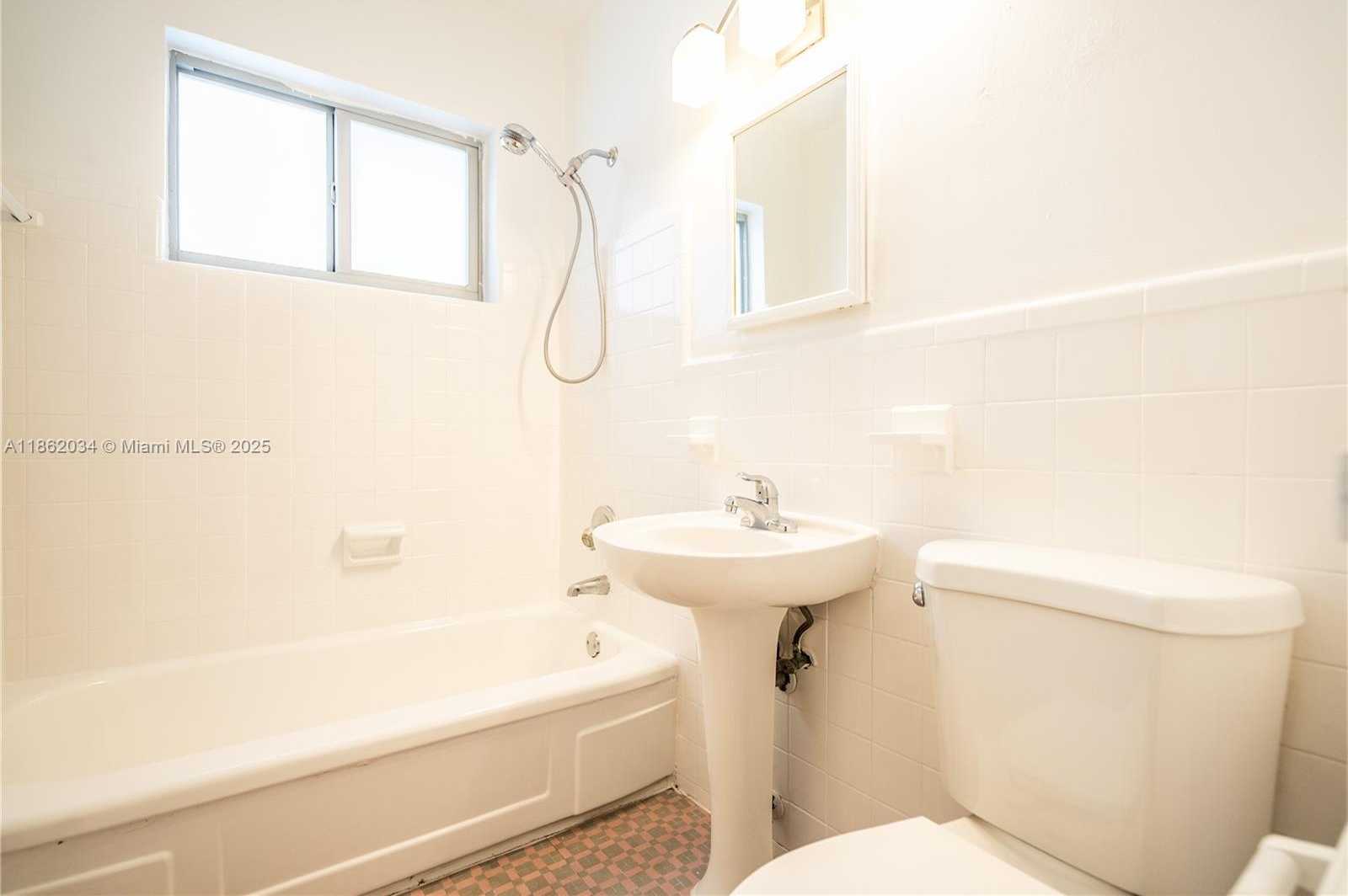 Small Image of 7315 HARDING AVE #12A, Miami Beach Number 10