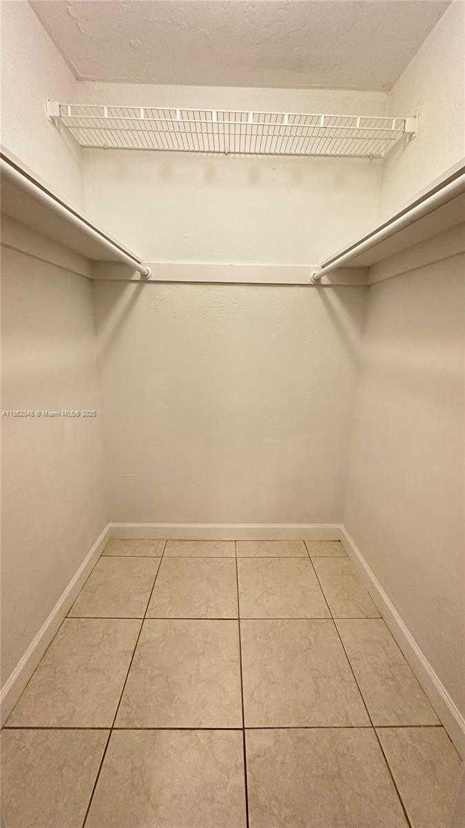 Small Image of 13195 NORTH EAST 10TH AVE #13195, North Miami Number 13