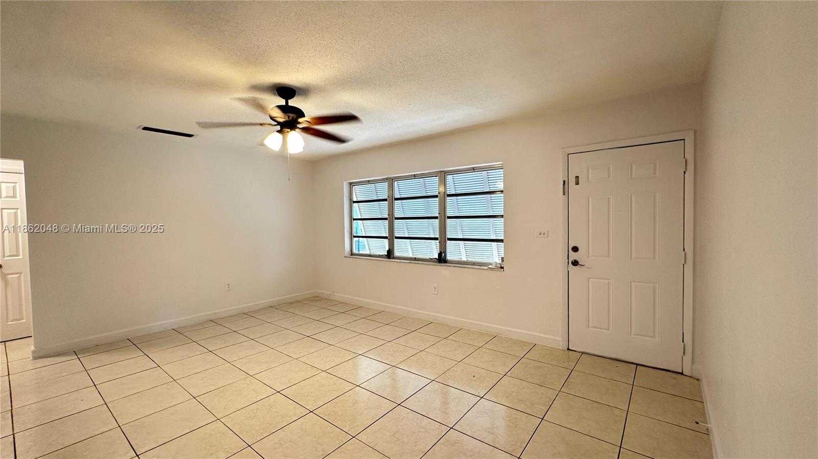 Small Image of 13195 NORTH EAST 10TH AVE #13195, North Miami Number 5