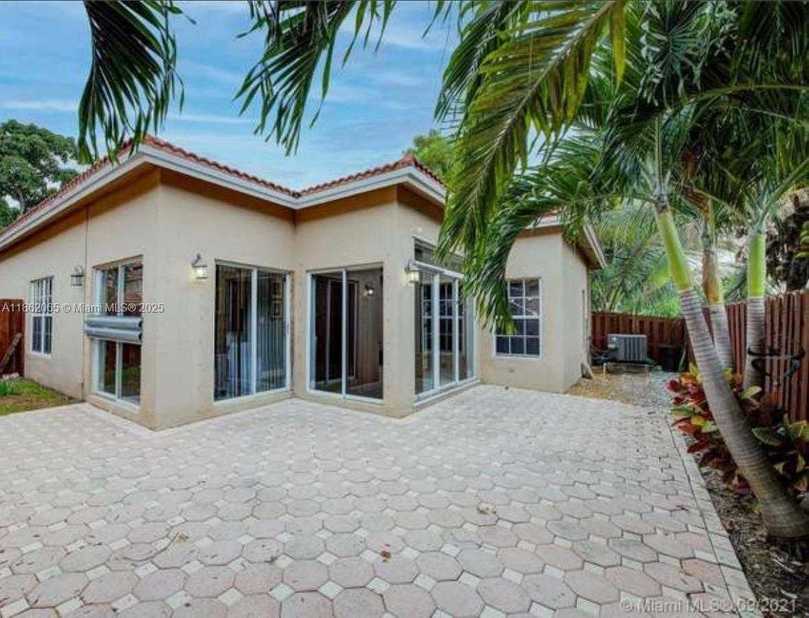 Small Image of 9000 SOUTH WEST 215TH TER, Cutler Bay Number 9