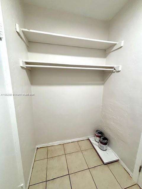 Small Image of 828 SALZEDO ST #828, Coral Gables Number 12