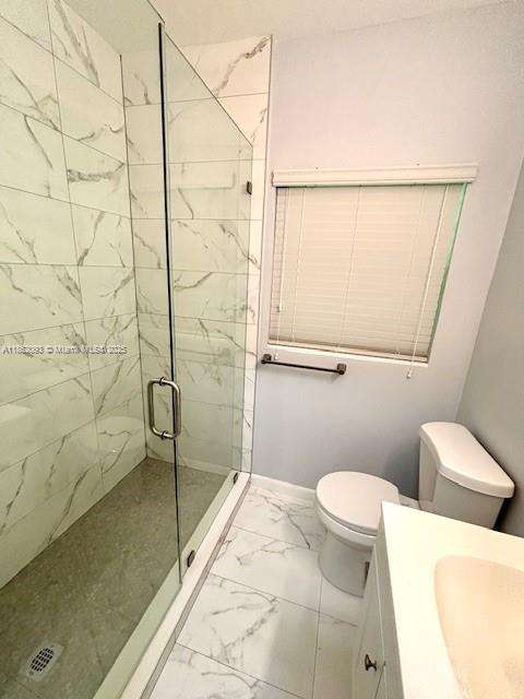 Small Image of 828 SALZEDO ST #828, Coral Gables Number 8