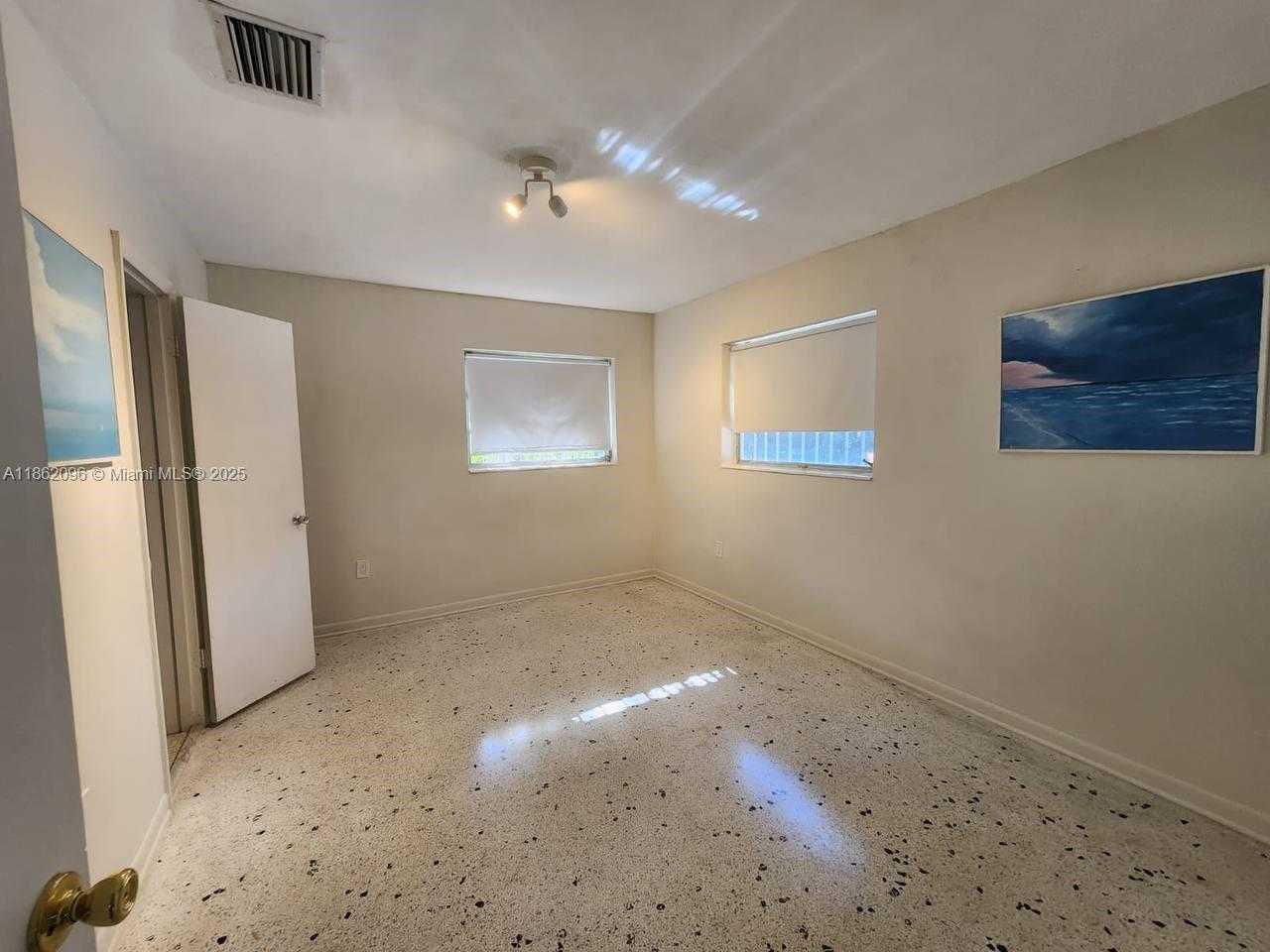 Small Image of 1825 SOUTH WEST 19TH ST #1825, Miami Number 11