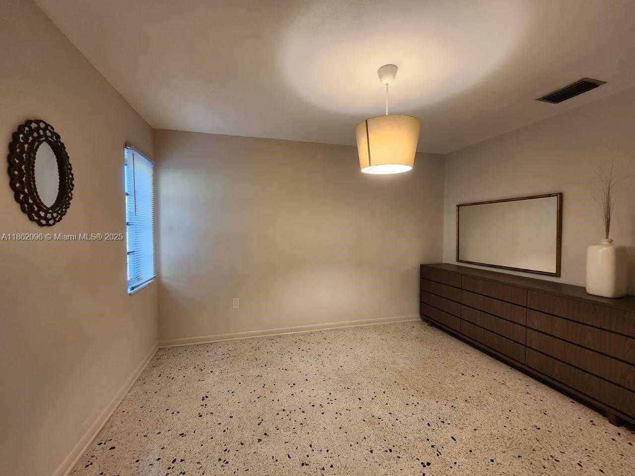 Small Image of 1825 SOUTH WEST 19TH ST #1825, Miami Number 16