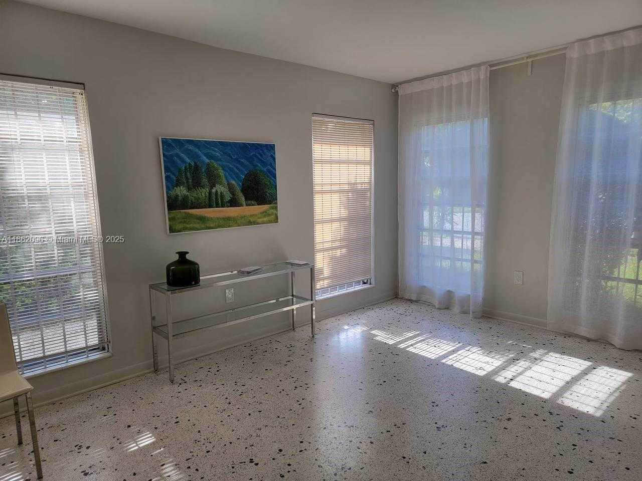 Small Image of 1825 SOUTH WEST 19TH ST #1825, Miami Number 3