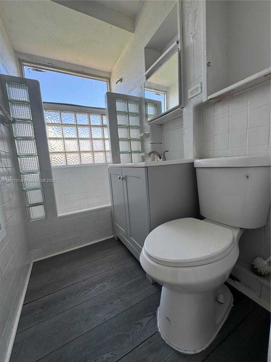 Small Image of 7802 NORTH WEST 8TH AVE #1, Miami Number 14