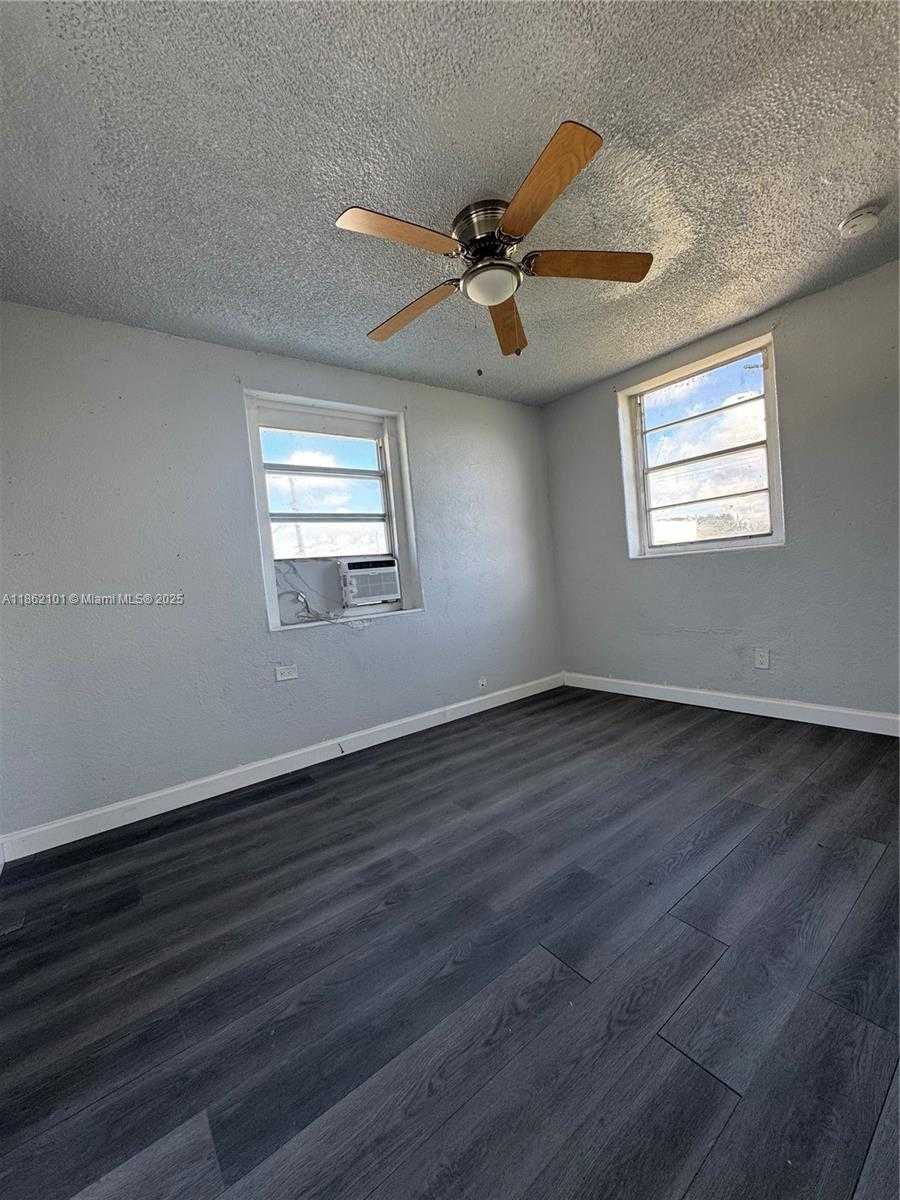 Small Image of 7802 NORTH WEST 8TH AVE #1, Miami Number 15