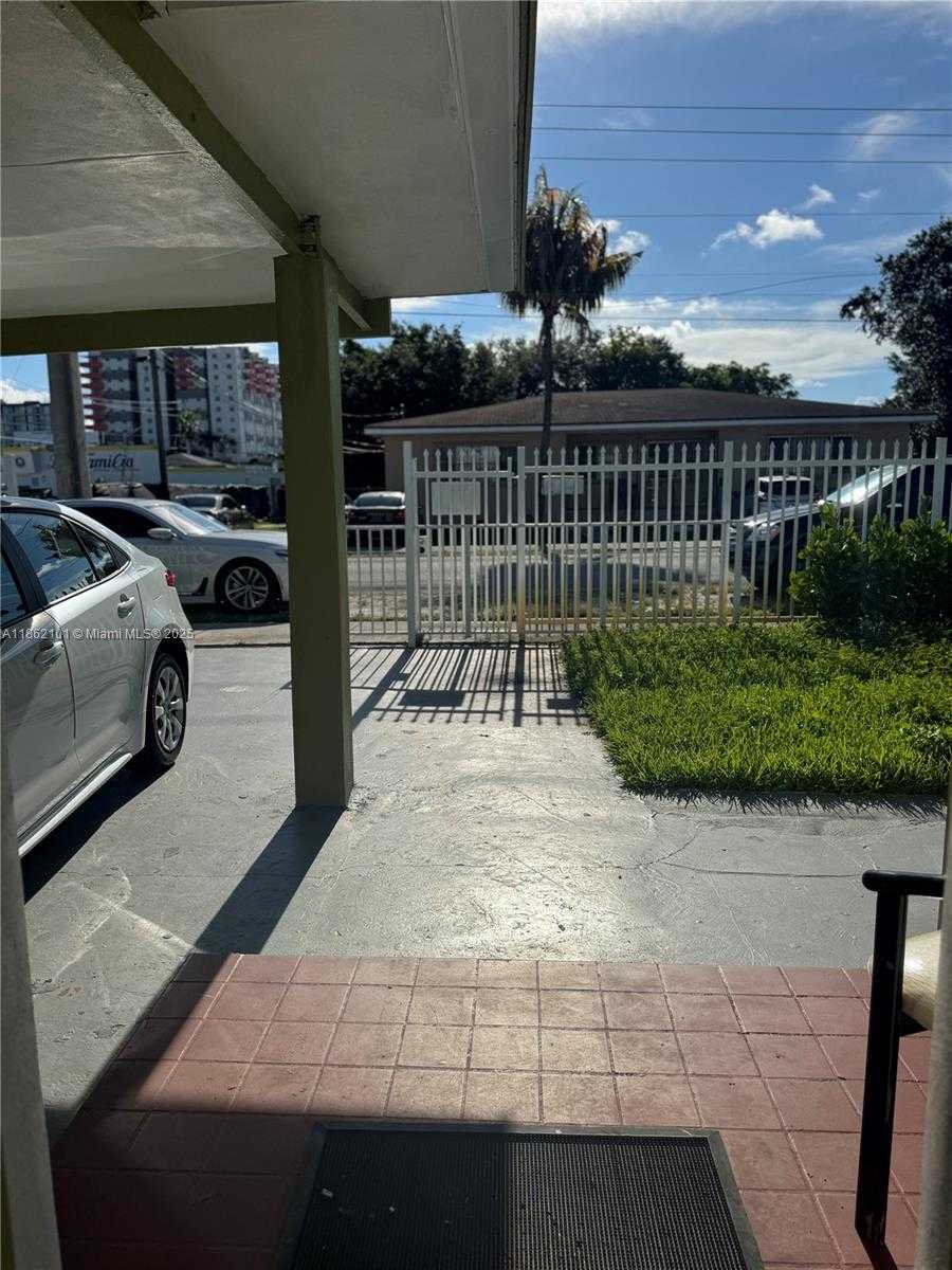 Small Image of 7802 NORTH WEST 8TH AVE #1, Miami Number 23