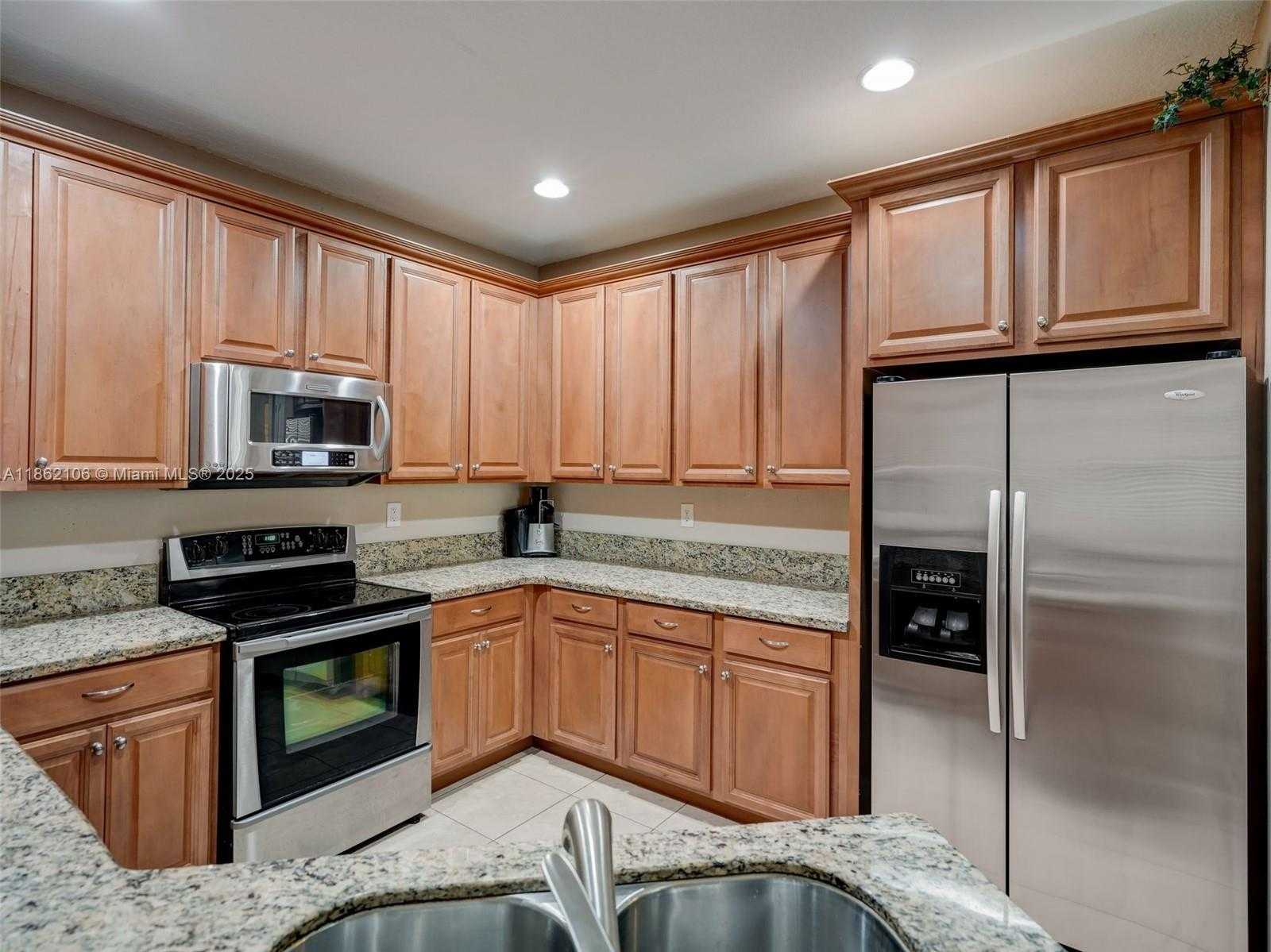 Small Image of 14028 SOUTH WEST 274TH TER, Homestead Number 32