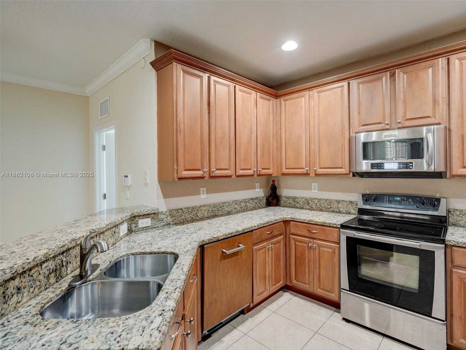 Small Image of 14028 SOUTH WEST 274TH TER, Homestead Number 33