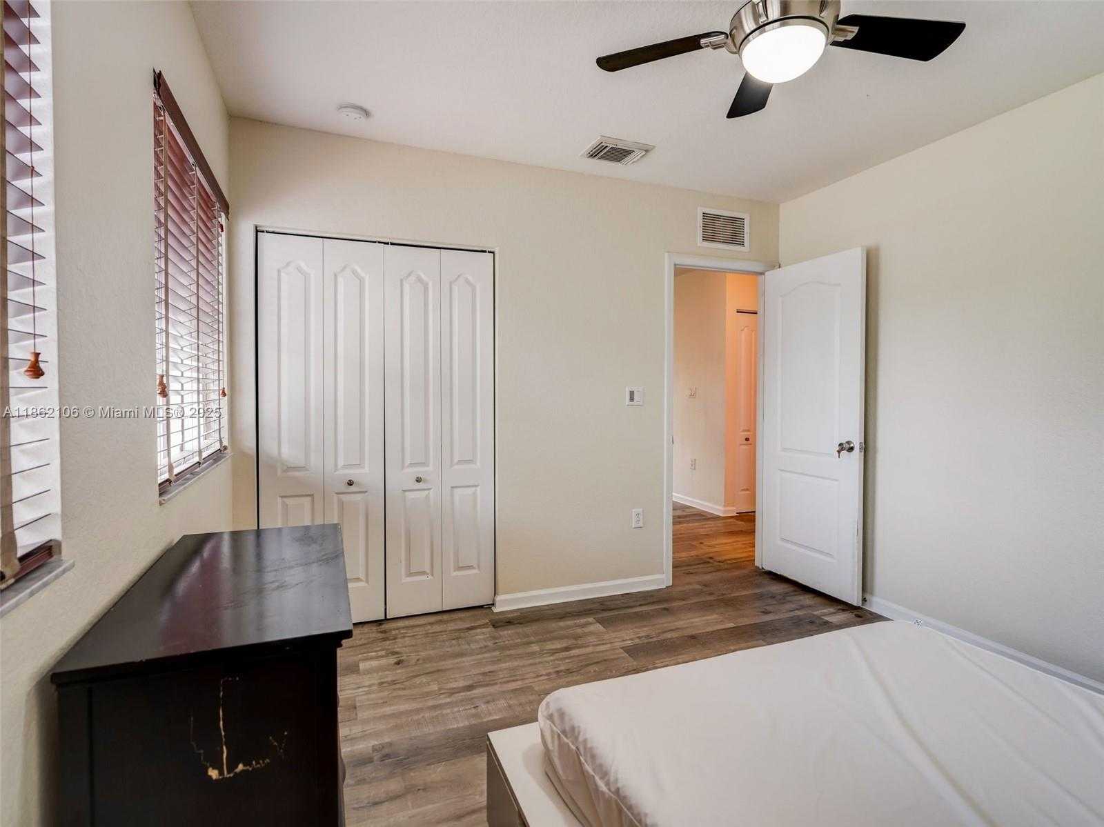 Small Image of 14028 SOUTH WEST 274TH TER, Homestead Number 46