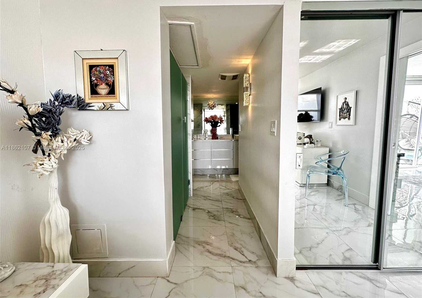 Small Image of 6770 INDIAN CREEK DR #14M, Miami Beach Number 17