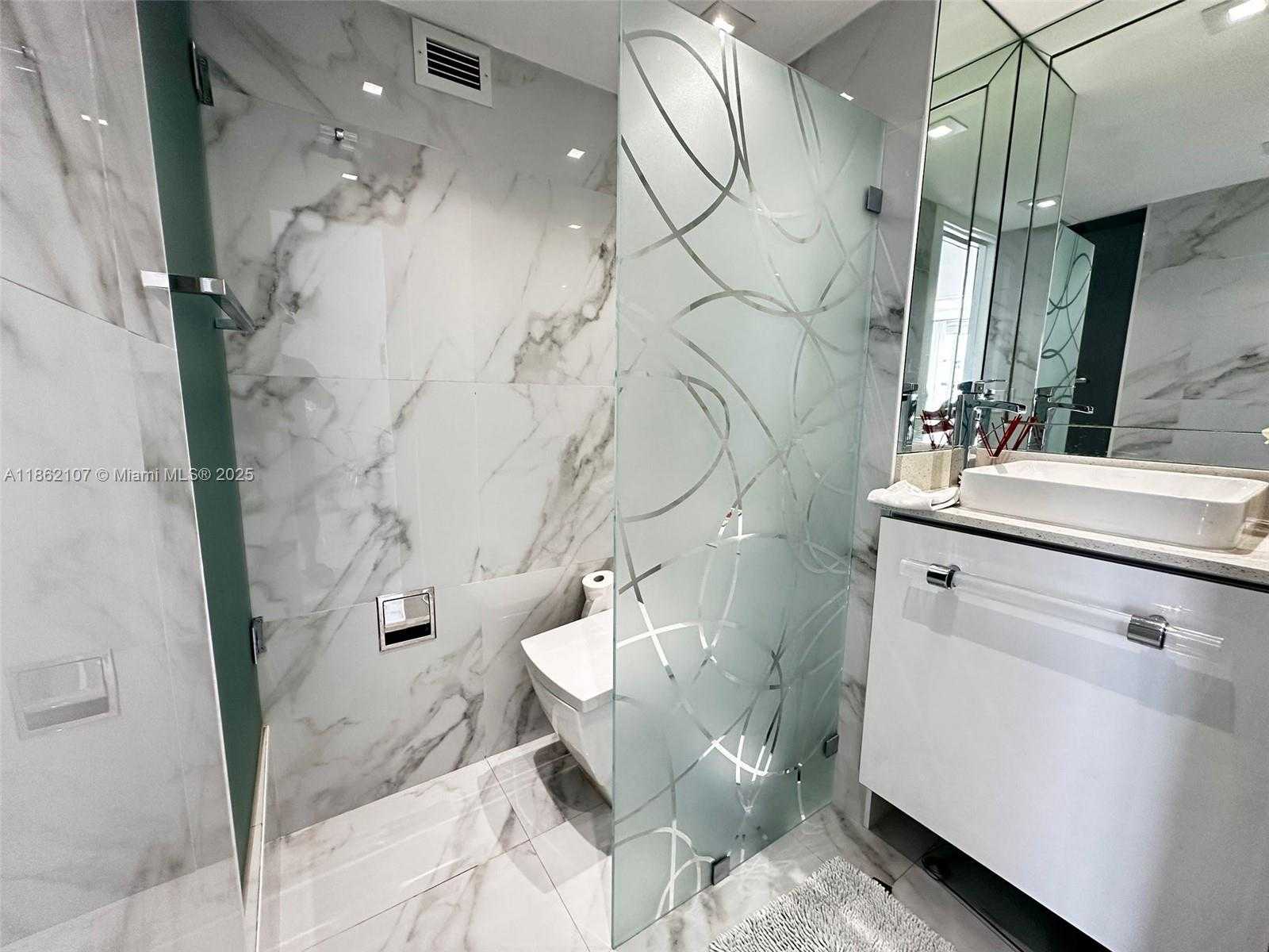 Small Image of 6770 INDIAN CREEK DR #14M, Miami Beach Number 26