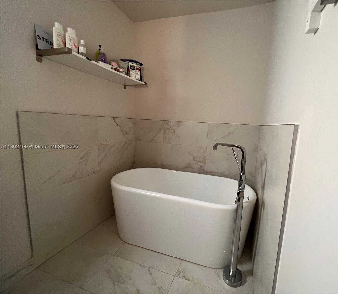 Small Image of 20611 NORTH WEST 8TH ST, Pembroke Pines Number 32