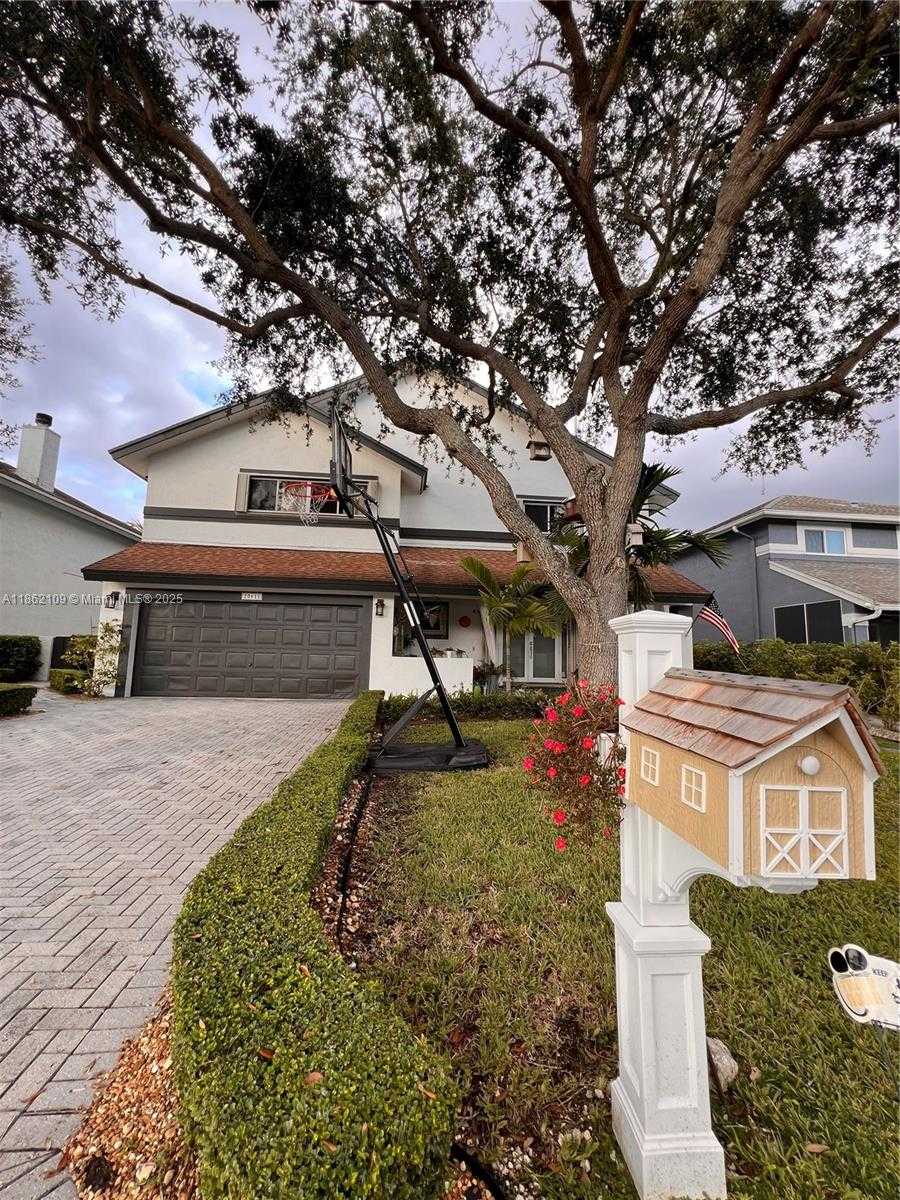Small Image of 20611 NORTH WEST 8TH ST, Pembroke Pines Number 39