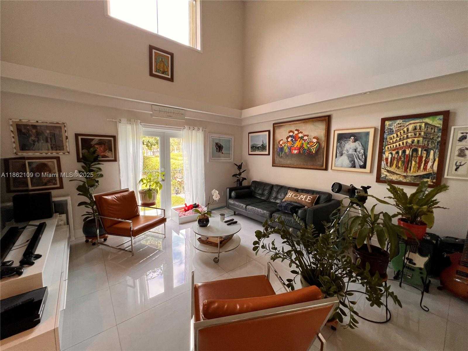 Small Image of 20611 NORTH WEST 8TH ST, Pembroke Pines Number 6