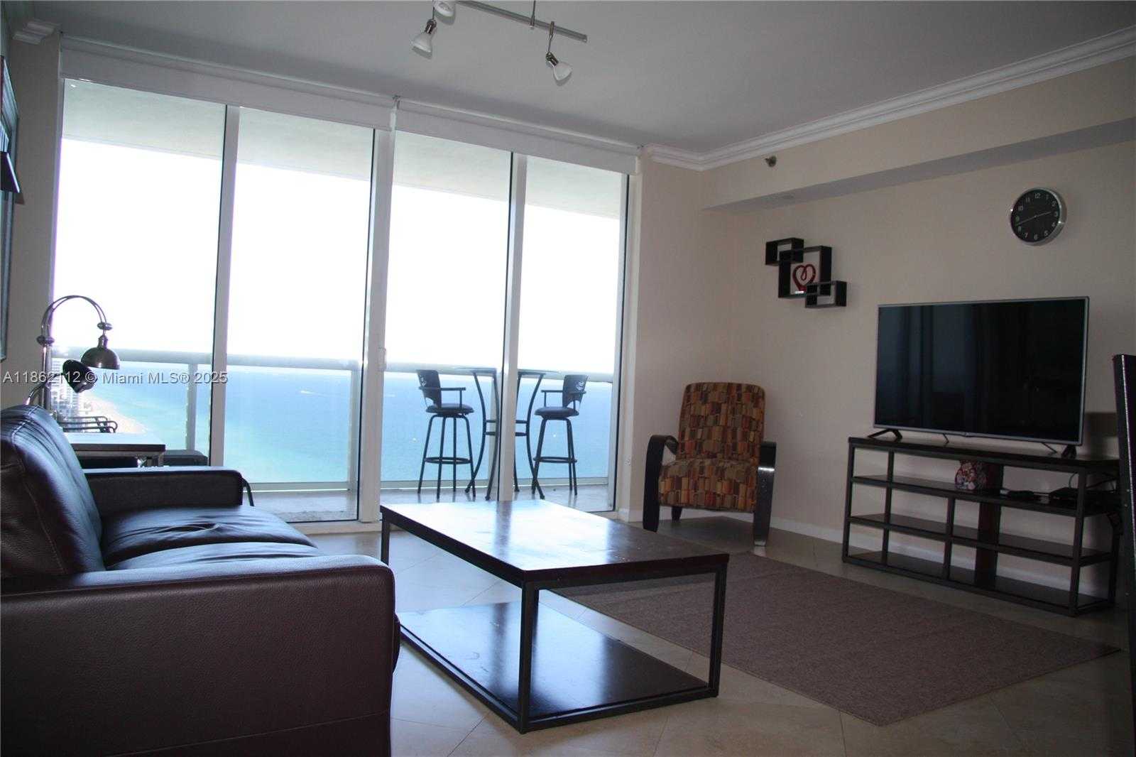 Small Image of 1830 SOUTH OCEAN DR #4212, Hallandale Beach Number 11