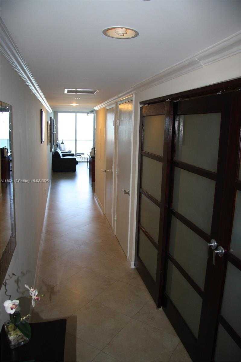 Small Image of 1830 SOUTH OCEAN DR #4212, Hallandale Beach Number 12